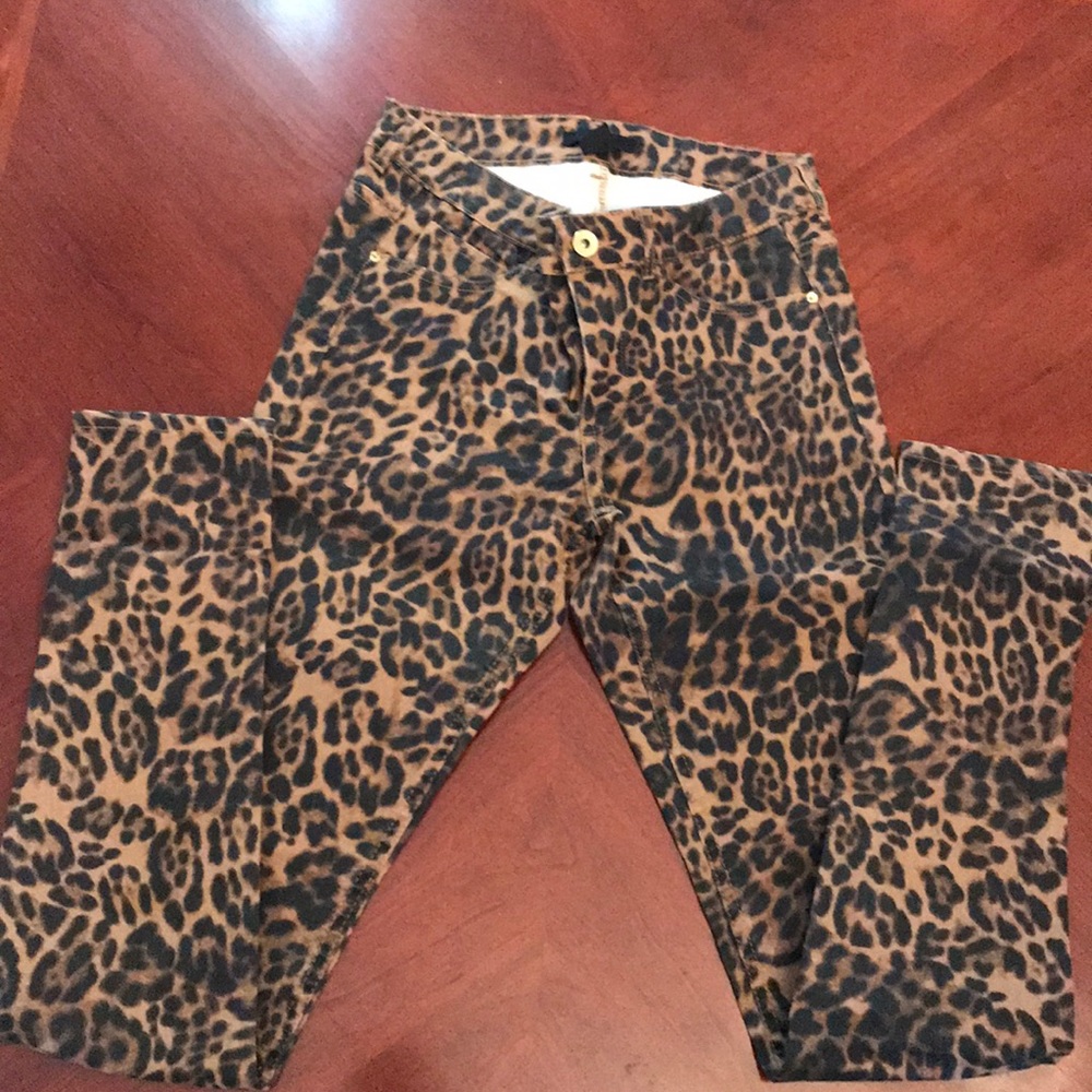 H&M leopard print denim